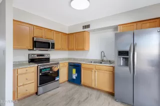 Photo #6: 6532753 Listing