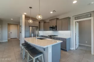 Photo #5: 6532790 Listing