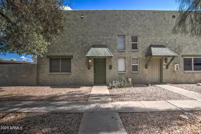 MLS: 6533224 Condo For Sale