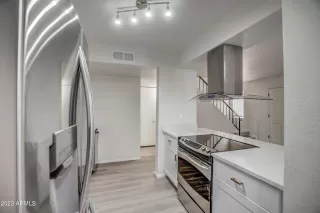 Photo #3: 6533224 Listing