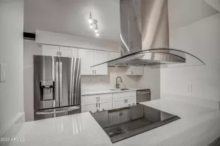 Photo #6: 6533224 Listing