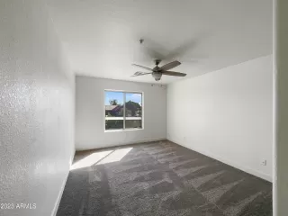 Photo #4: 6533257 Listing