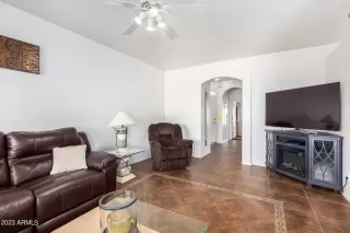 Photo #6: 6533439 Listing 