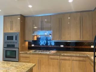 Photo #3: 6533561 Listing