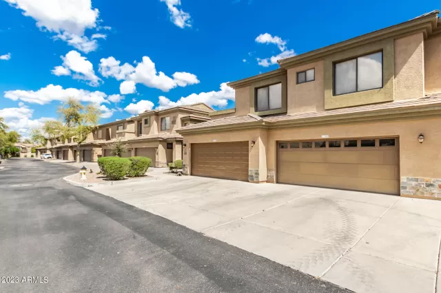 MLS: 6533581 Condo For Sale