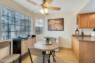 Photo #3: 6533662 Listing