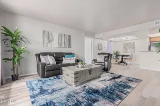 Photo #3: 6533845 Listing 