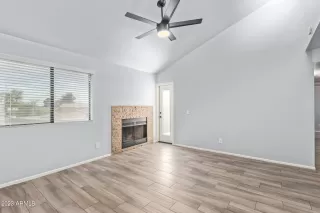 Photo #3: 6533940 Listing