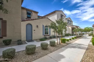 Photo #2: 6534147 Listing 