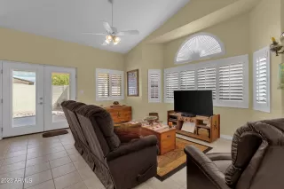 Photo #4: 6534437 Listing 