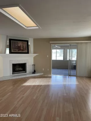 Photo #2: 6534663 Listing