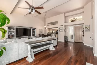 Photo #3: 6534938 Listing