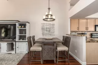 Photo #6: 6534938 Listing