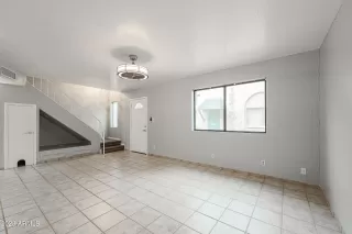 Photo #5: 6534991 Listing