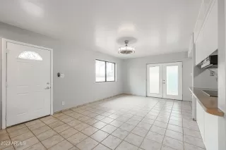 Photo #6: 6534991 Listing