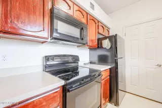 Photo #4: 6535217 Listing