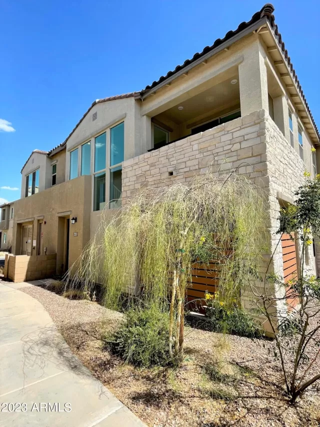 MLS: 6535754 Condo For Sale