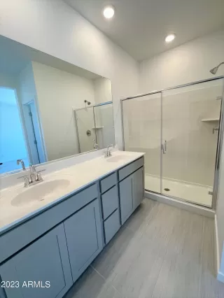 Photo #4: 6535754 Listing