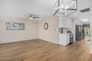 Photo #5: 6535773 Listing 