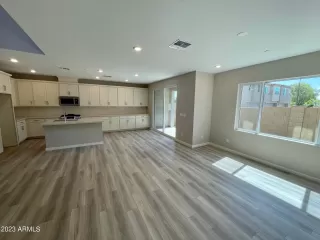 Photo #1: 6535784 Listing