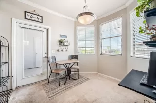 Photo #5: 6535882 Listing