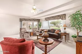 Photo #5: 6535892 Listing