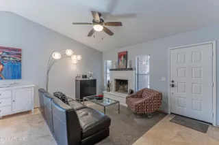 Photo #3: 6536095 Listing