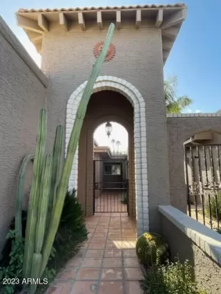 Photo #6: 6536214 Listing