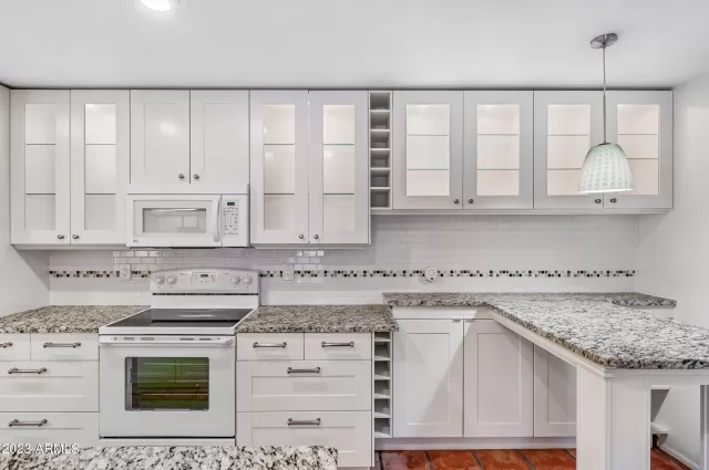 MLS: 6536322 Condo For Sale