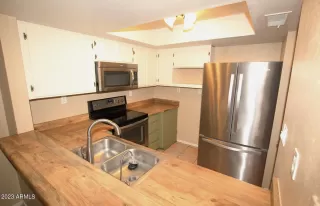 Photo #3: 6536482 Listing