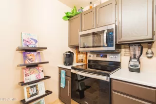 Photo #6: 6536564 Listing 