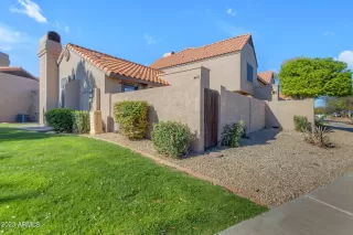 Photo #3: 6536965 Listing