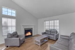 Photo #4: 6536965 Listing