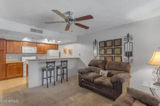 Photo #3: 6536970 Listing 