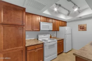 Photo #6: 6536970 Listing 