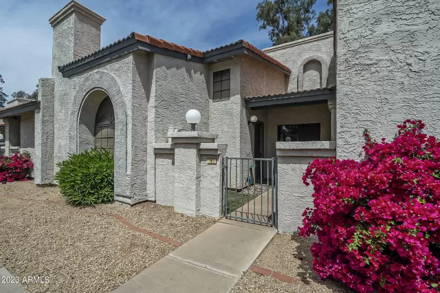 MLS: 6537025 Condo For Sale