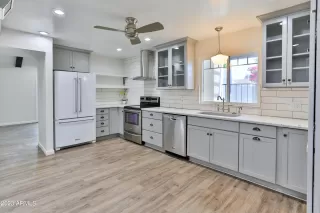 Photo #4: 6537047 Listing