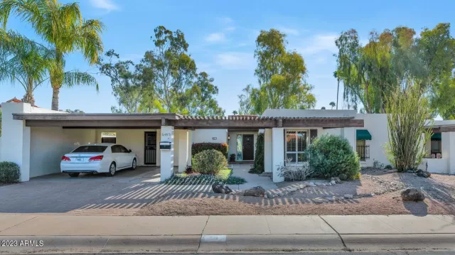 MLS: 6537087 Condo For Sale