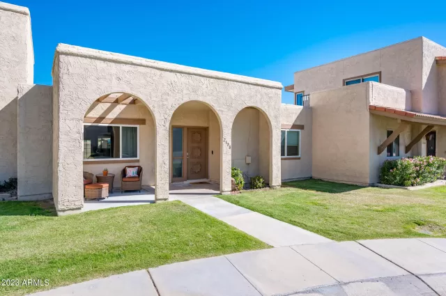 MLS: 6537364 Condo For Sale