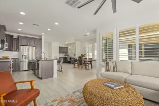 Photo #5: 6537458 Listing