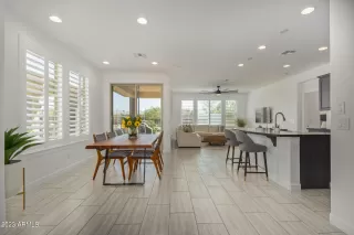 Photo #6: 6537458 Listing