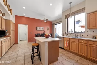 Photo #3: 6537655 Listing