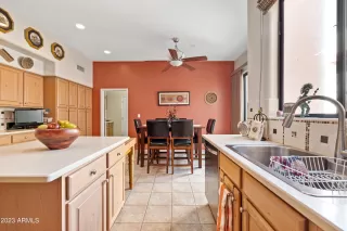 Photo #5: 6537655 Listing