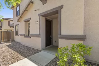 Photo #2: 6537782 Listing