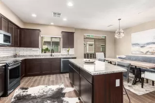 Photo #1: 6537819 Listing 