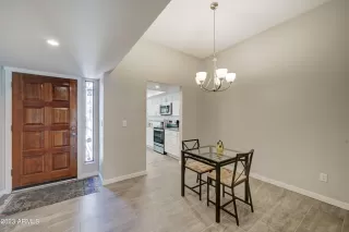 Photo #3: 6538235 Listing