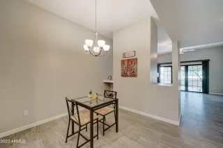 Photo #4: 6538235 Listing