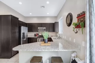 Photo #4: 6538323 Listing