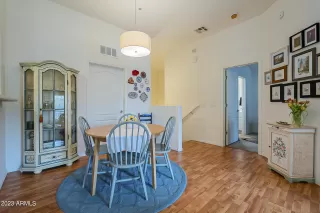 Photo #5: 6538700 Listing 