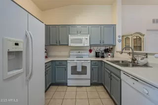 Photo #6: 6538700 Listing 